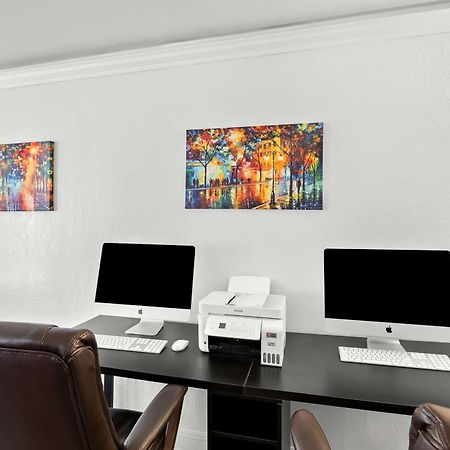Surestay Plus Hotel By Best Western スーザンビル エクステリア 写真