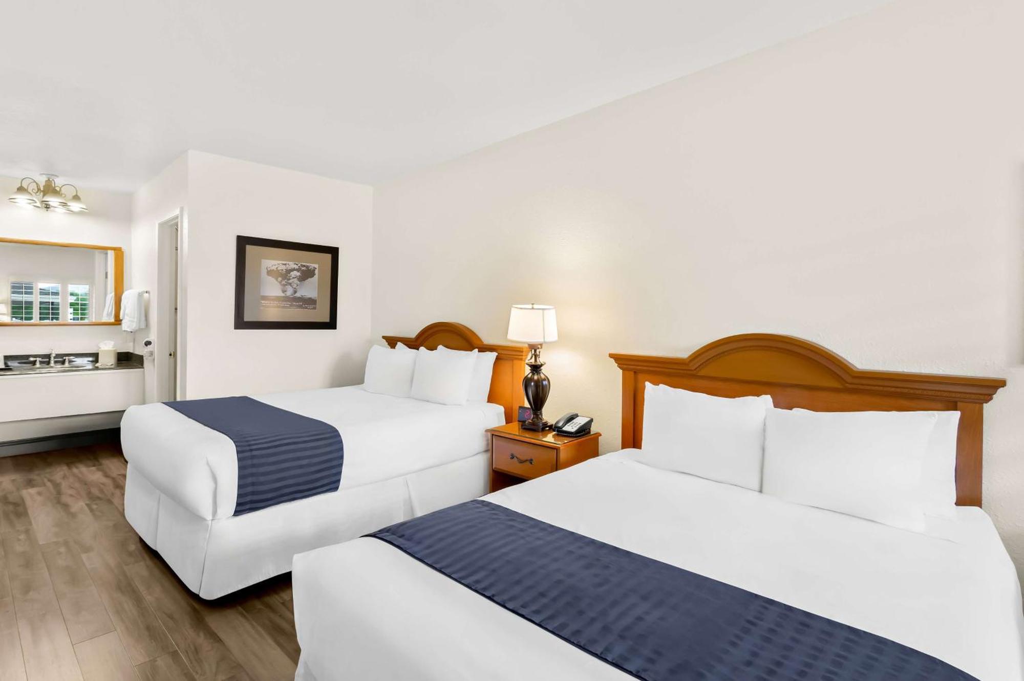 Surestay Plus Hotel By Best Western スーザンビル エクステリア 写真